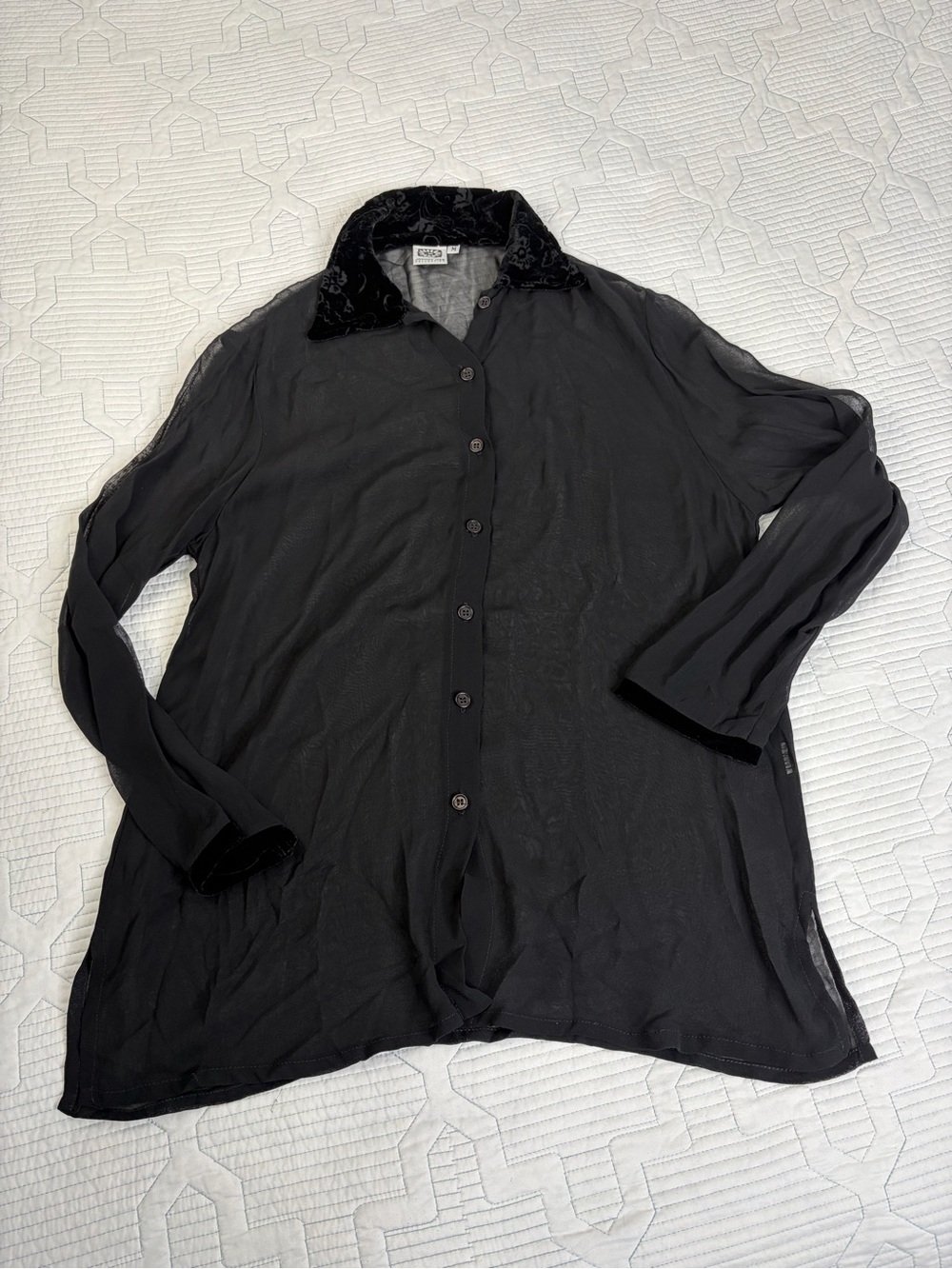 Johnny Was Collection Women's Black Sheer Button-Down Velvet Collar Shirt Size M
